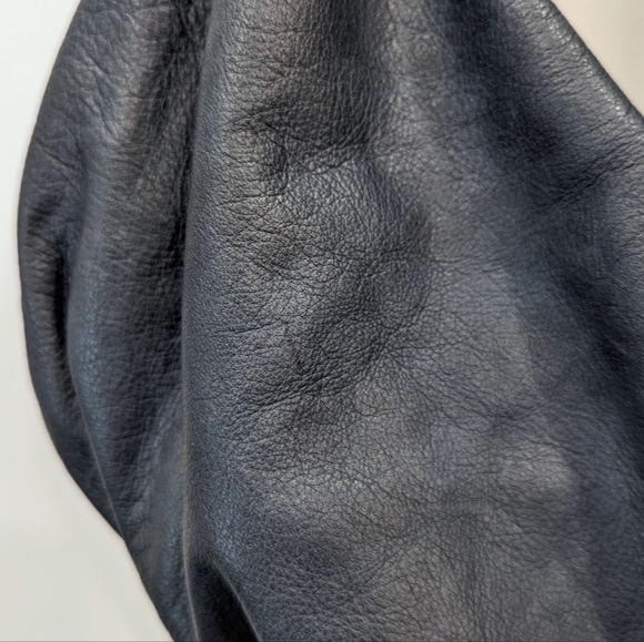 Maurizio Taiuti Navy Blue Leather Hobo Shoulder Bag - Picture 11 of 15